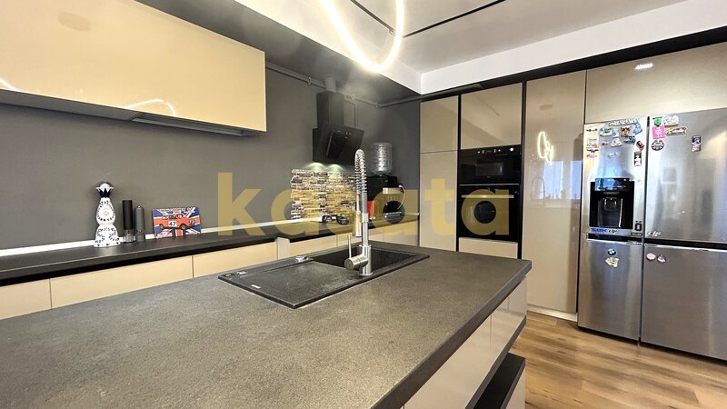 Stefanestii de Jos, Cosmopolis, 4 camere, 125 utili, vedere panormica, parcare