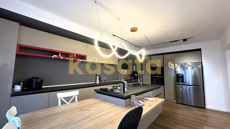 Stefanestii de Jos, Cosmopolis, 4 camere, 125 utili, vedere panormica, parcare