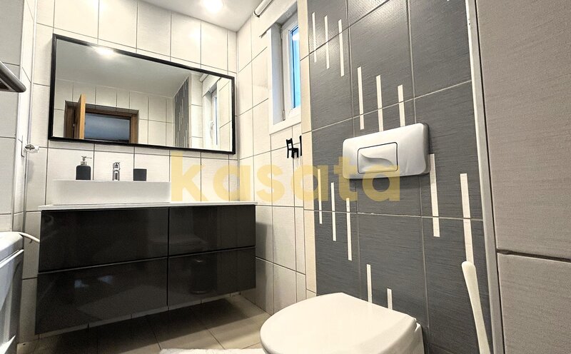 Stefanestii de Jos, Cosmopolis, 4 camere, 125 utili, vedere panormica, parcare