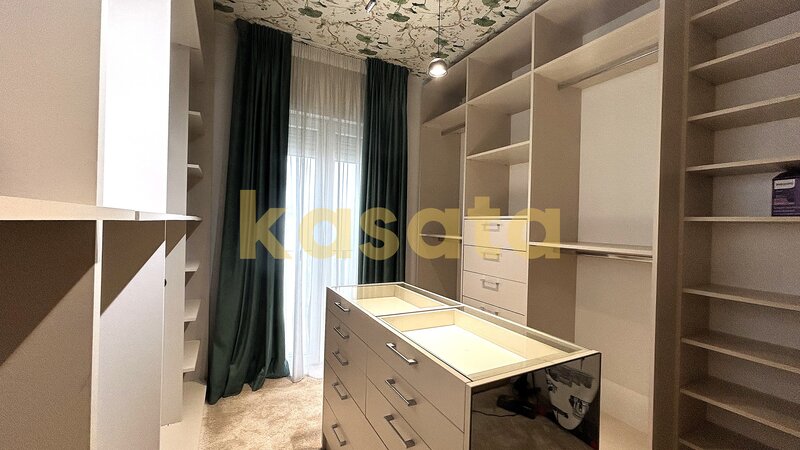 Stefanestii de Jos, Cosmopolis, 4 camere, 125 utili, vedere panormica, parcare